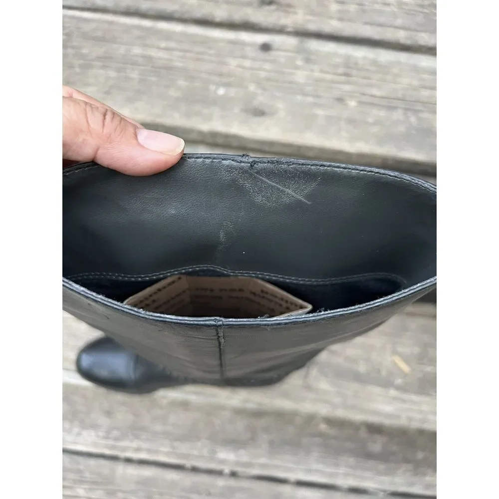 Attractive UNNISA Black Leather 16